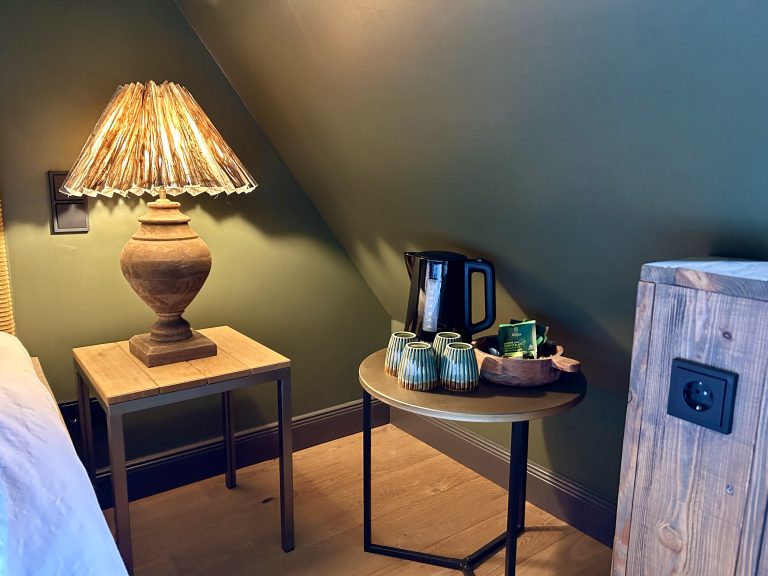 Room No.8: Nightstand with lamp and tea station, Hof Bissee