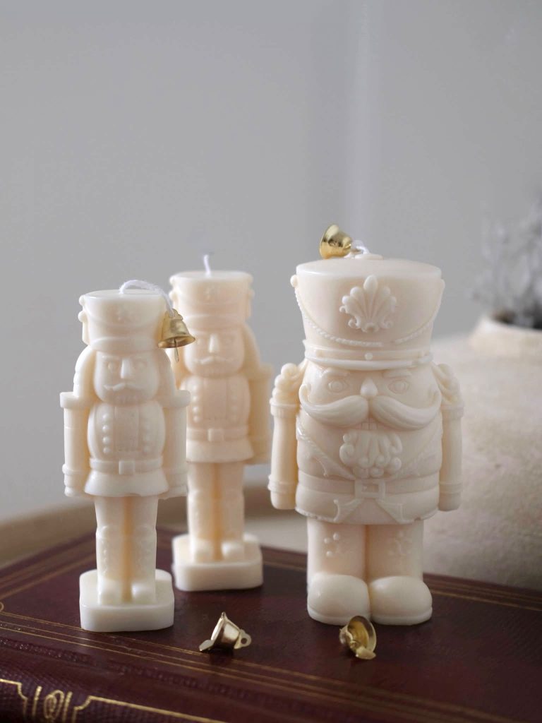 Christmas candle workshop: Nutcracker candles, Hof Bissee