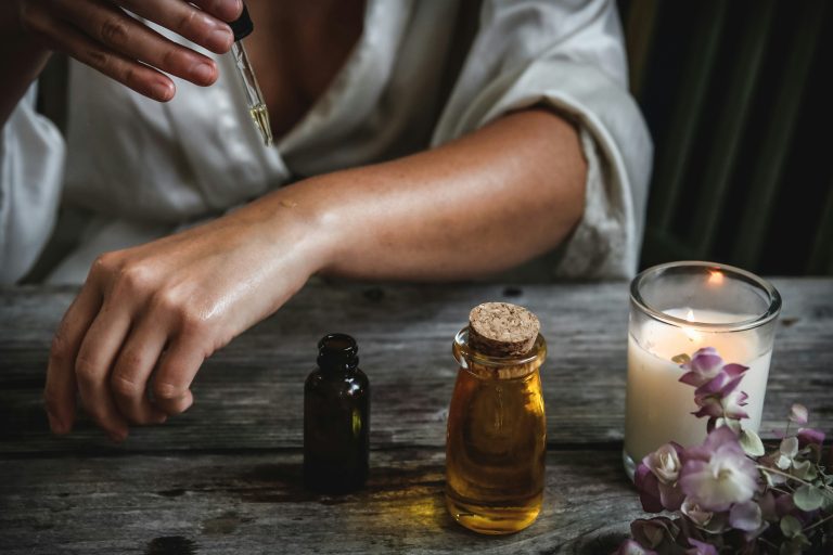 Aromatherapy with essential oils and candle, Hof Bissee
